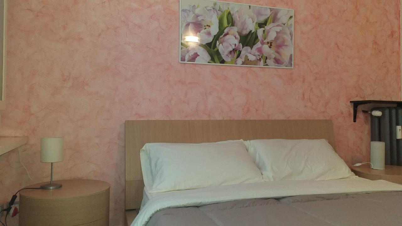 Meta Italy Da Clara Apartment Милано Екстериор снимка
